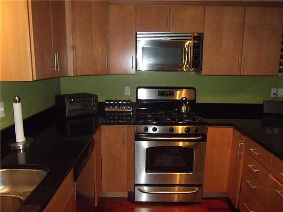 5th image of 18 Primrose Ln