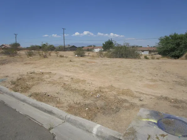 Green Hill Dr, Victorville, CA 92394