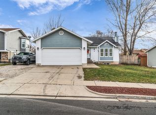 15 W Rice Ln S, Farmington, UT 84025