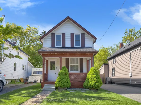 78 Fisher St, Oshawa, ON L1H 2V3