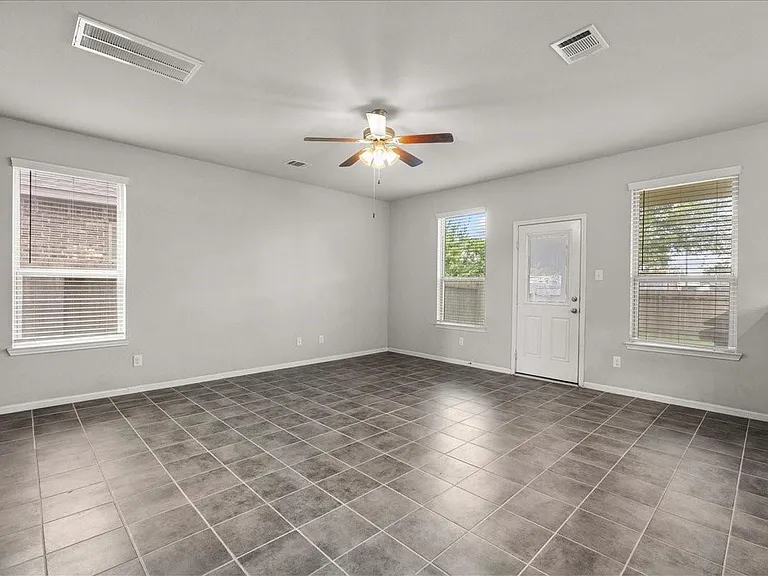 4114 W Bayou Maison Cir — Photo 7