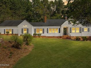 1306 Sunset Dr, Siler City, NC 27344