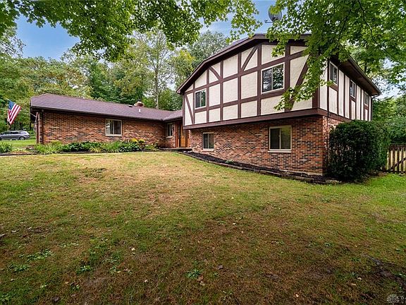 3rd image of 307 Honey Jane Dr