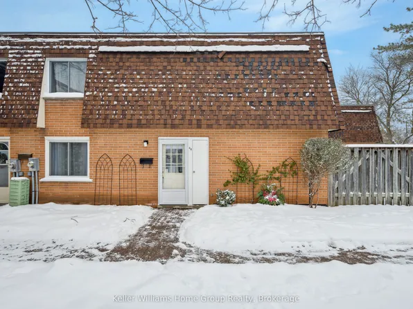 120 Country Club Dr #64, Guelph, ON N1E 3K7