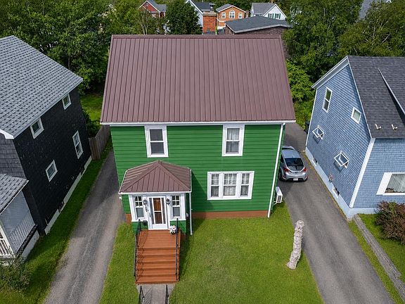 3rd image of 269 Union St
