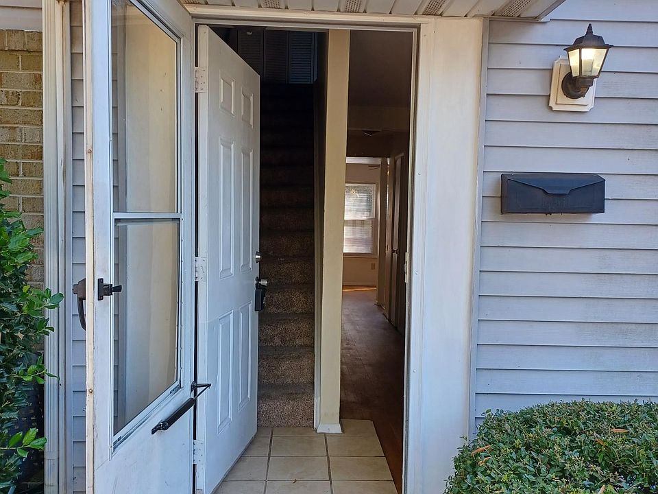 1st image of 1543 Darren Cir