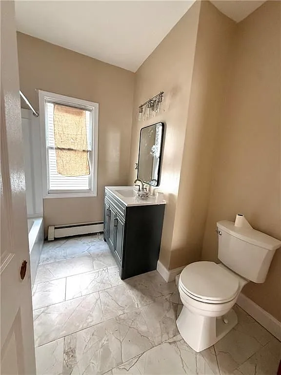 3 bed, 1.0 bath, 3432 sqft, $2,000 — Photo 4