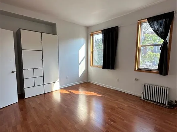 200A 31st Street, Brooklyn, NY 11232
