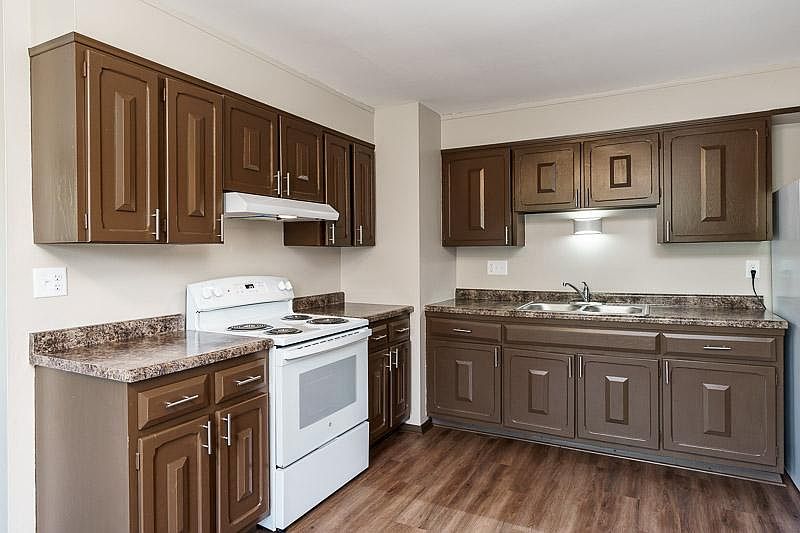 1st image of 3327 Sun Valley Ter APT 10
