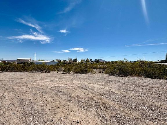 4th image of 1003 Rock Canyon Rd