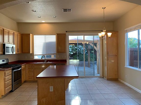 3rd image of 6461 Cormorant Cir