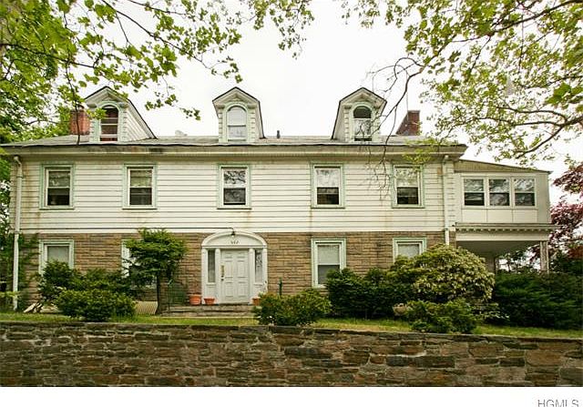 1st image of 345 Gramatan Ave
