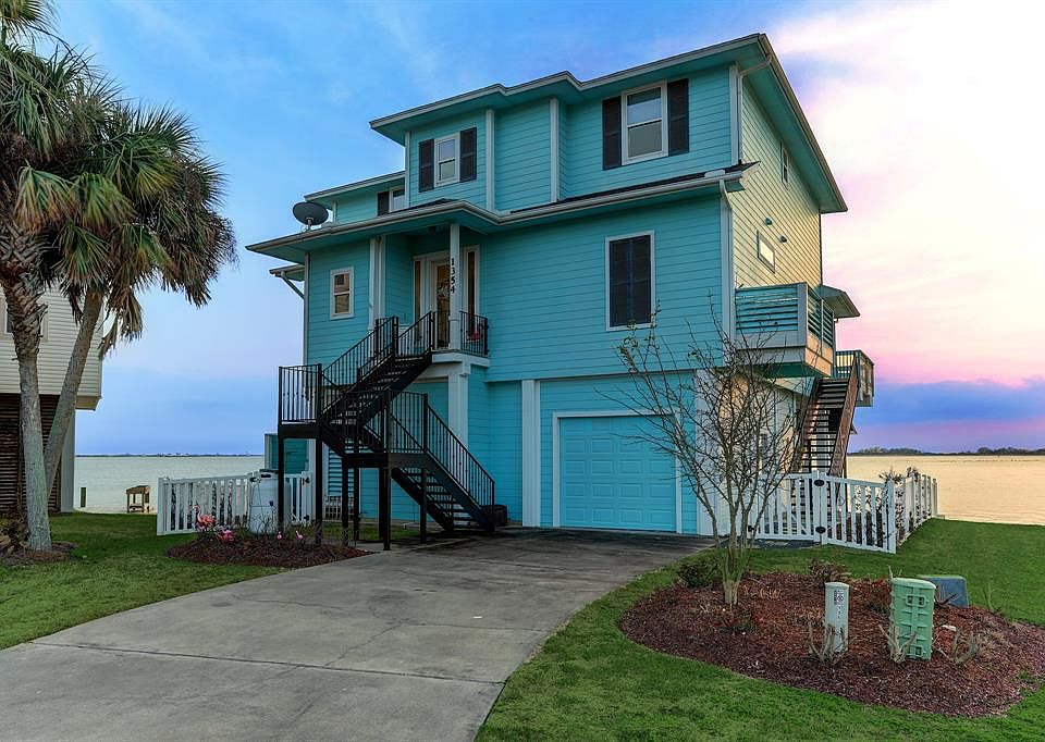 1354 Oahu Dr, Tiki Island, TX 77554 MLS 91926451 Zillow