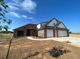 2423 W Union Pl, Collinsville, OK 74021