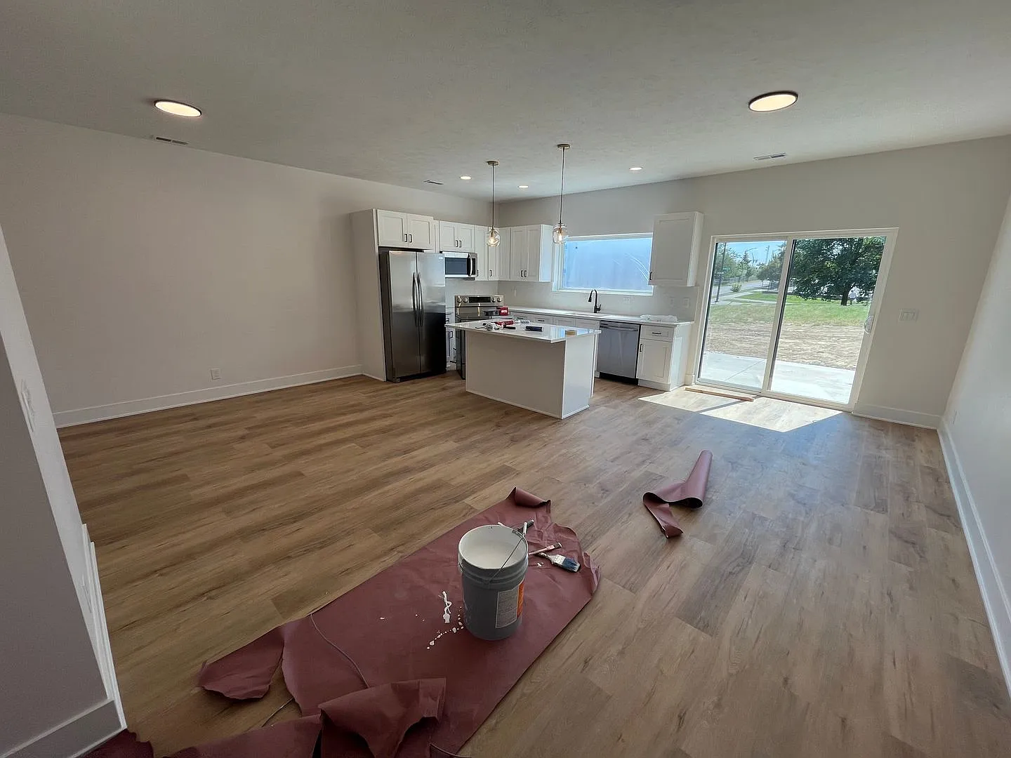 4br 3bath Townhome New Construction Midtown — Photo 2