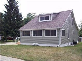 314 N Lakeview Ave, Sturgis, MI 49091