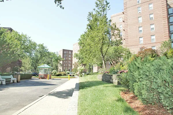 Rented by J A K Realty Inc | media 17