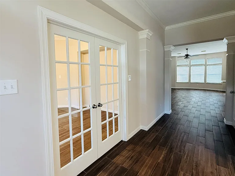 5222 Hanneck Valley Ln — Photo 4
