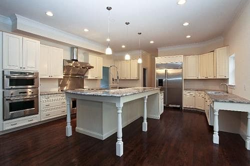 2nd image of 6 Brianna Ln