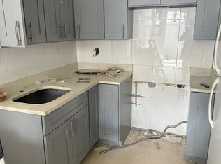 42-20 158th St #B, Flushing, NY 11355