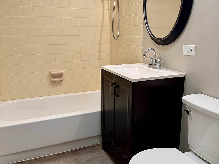 333 S Jefferson St #3H — Photo 15
