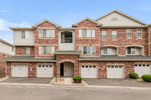 8944 Fox Dr #203 Photo 1