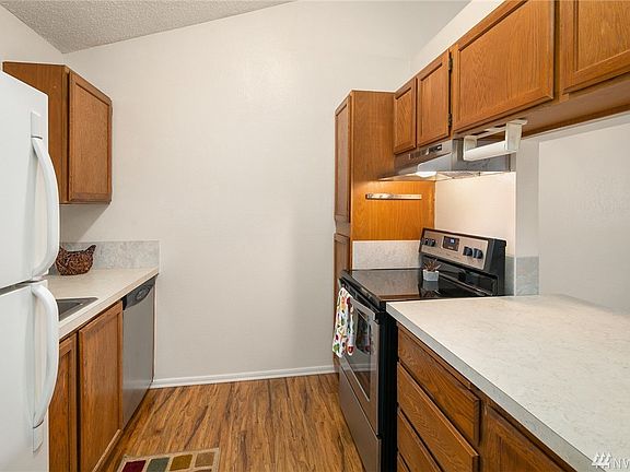 2nd image of 3302 I St NE APT B202