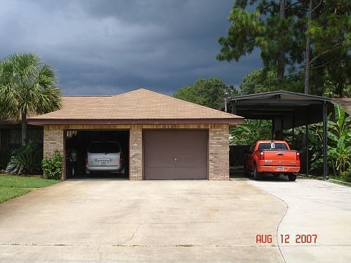 2.5 Car Garage and Carport