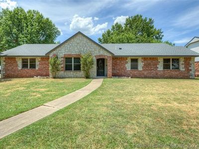 1212 S Oak Ave, Broken Arrow, OK, 74012