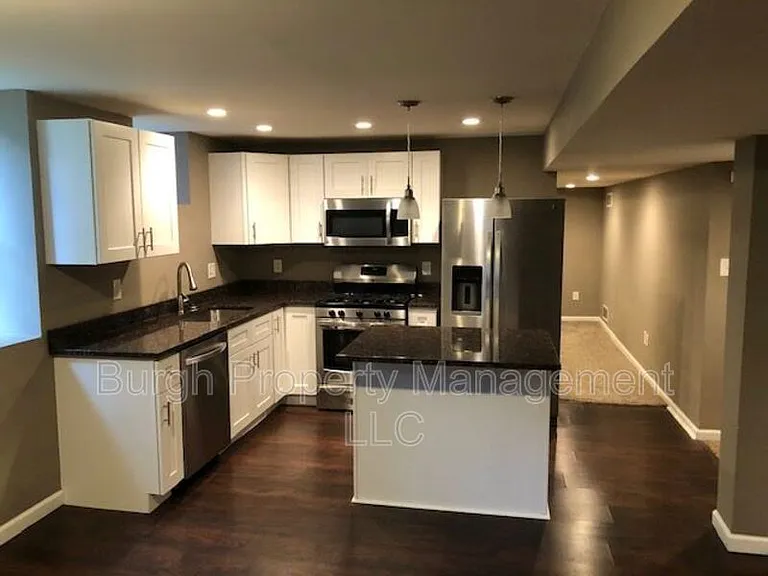 20 S Euclid Ave #7 — Photo 1