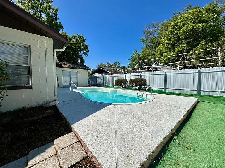 9099 108th Ave — Photo 22