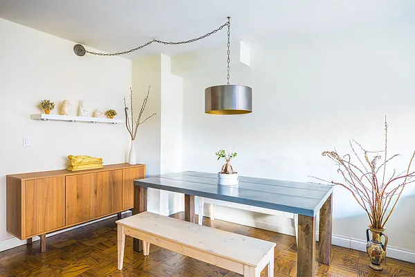 Sold by Compass | media 2