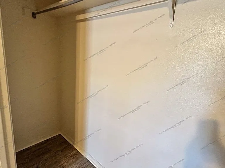 4806 Park Ave — Photo 23