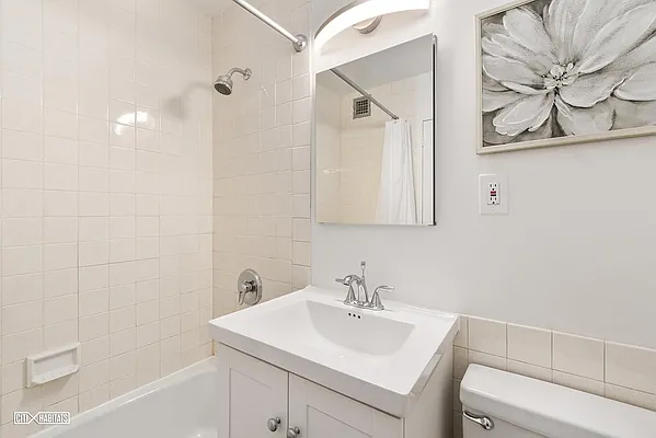Rented by Citi Habitats | media 9