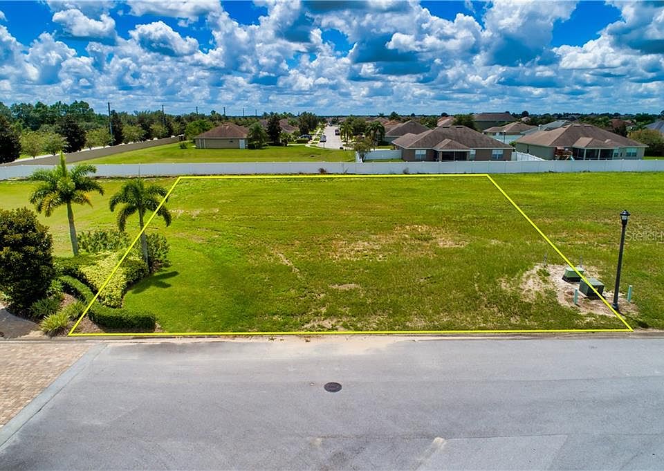 1st image of 4311 Emerald Palms Blvd