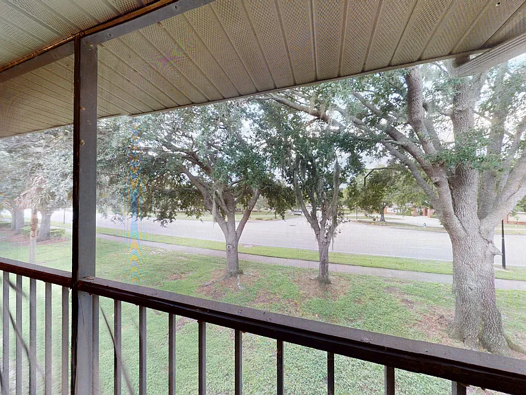 Alafaya Woods — Photo 94
