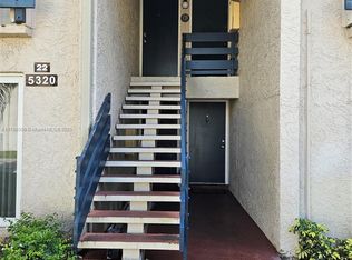 5320 NE 6th Ave #D22, Fort Lauderdale, FL 33334