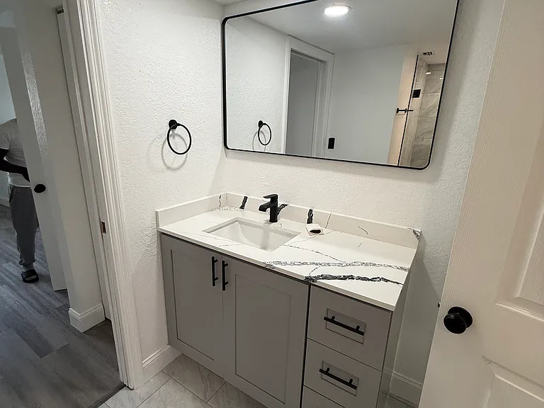 2820 N Oakland Forest Dr #107 — Photo 4