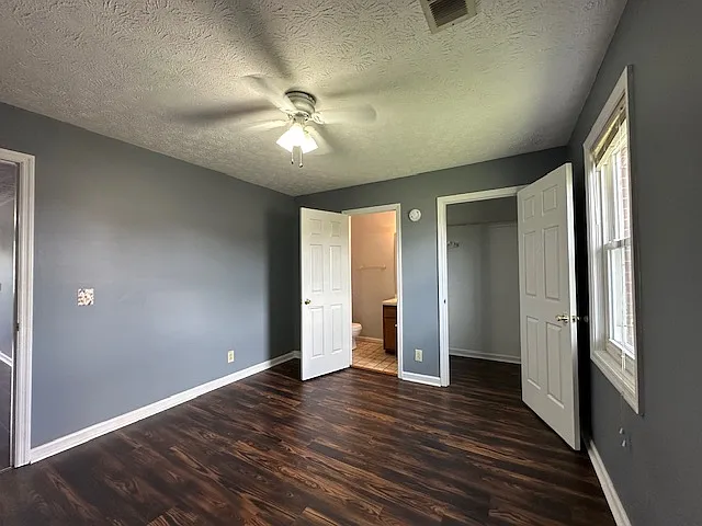 109-111 Township Sq #111B — Photo 15