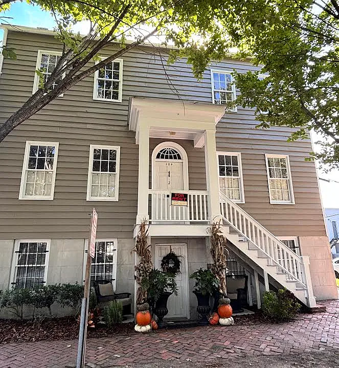 124 Houston St #MIDDLE