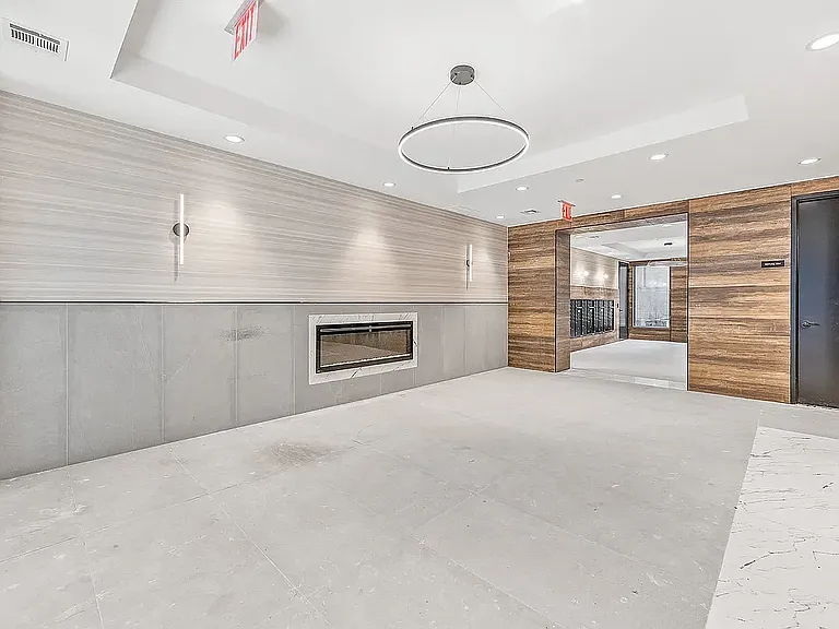 22 Halsey St #3B — Photo 8