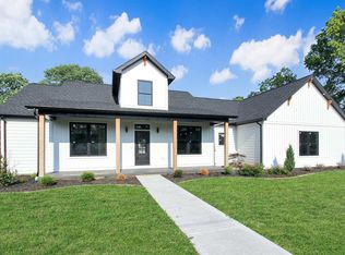 219 S Main St, Owensville, IN
