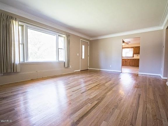 2nd image of 1721 Willis Ave NW