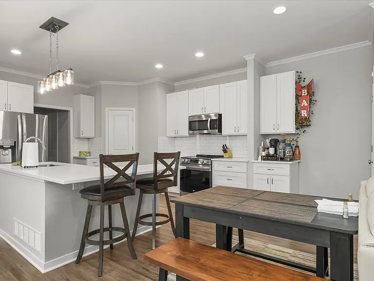1095 N Findley St #1 — Photo 11