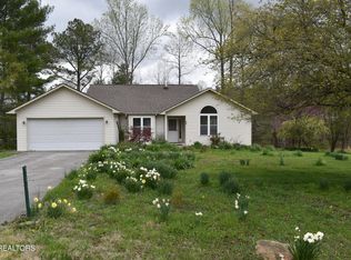 348 Yonside Dr, Sparta, TN 38583