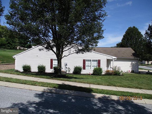 3rd image of 6862 Seneca Ridge Dr
