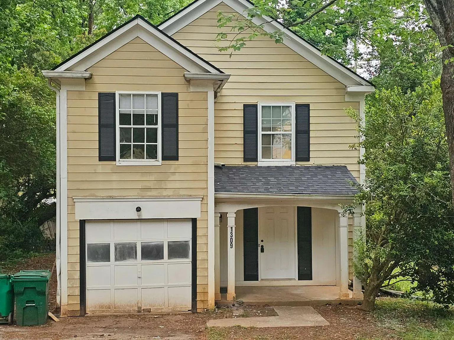 3 bed, 2.5 bath, 1492 sqft, $1,700 — Photo 1