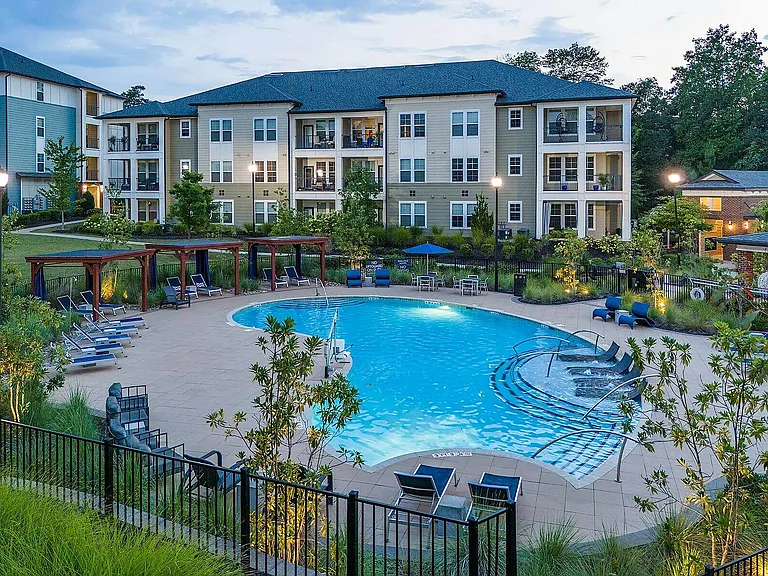 TRAILSIDE VERDAE APARTMENTS — Photo 8