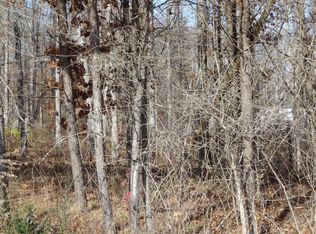 301 Tulip Dr, Crossville, TN 38555