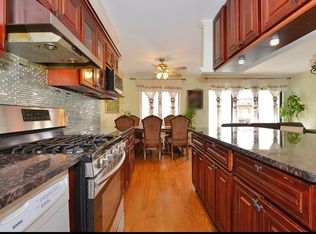 120-28 Riviera Ct #26A, College Pt, NY 11356